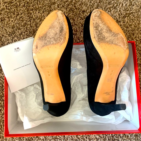 COACH open toe heels, color black, size 9! You will rock!! - Picture 4 of 6